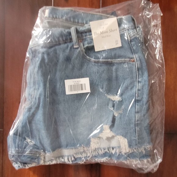 ABERCROMBIE & FITCH Curve Love Mid Rise Mom Shorts (35 R) |*SEXY FRAYED CUT-OFFS - Picture 8 of 9